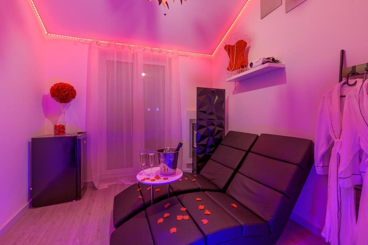 Love Room - Suite Romantique Avec Spa Privatif Le Puy-en-Velay Экстерьер фото