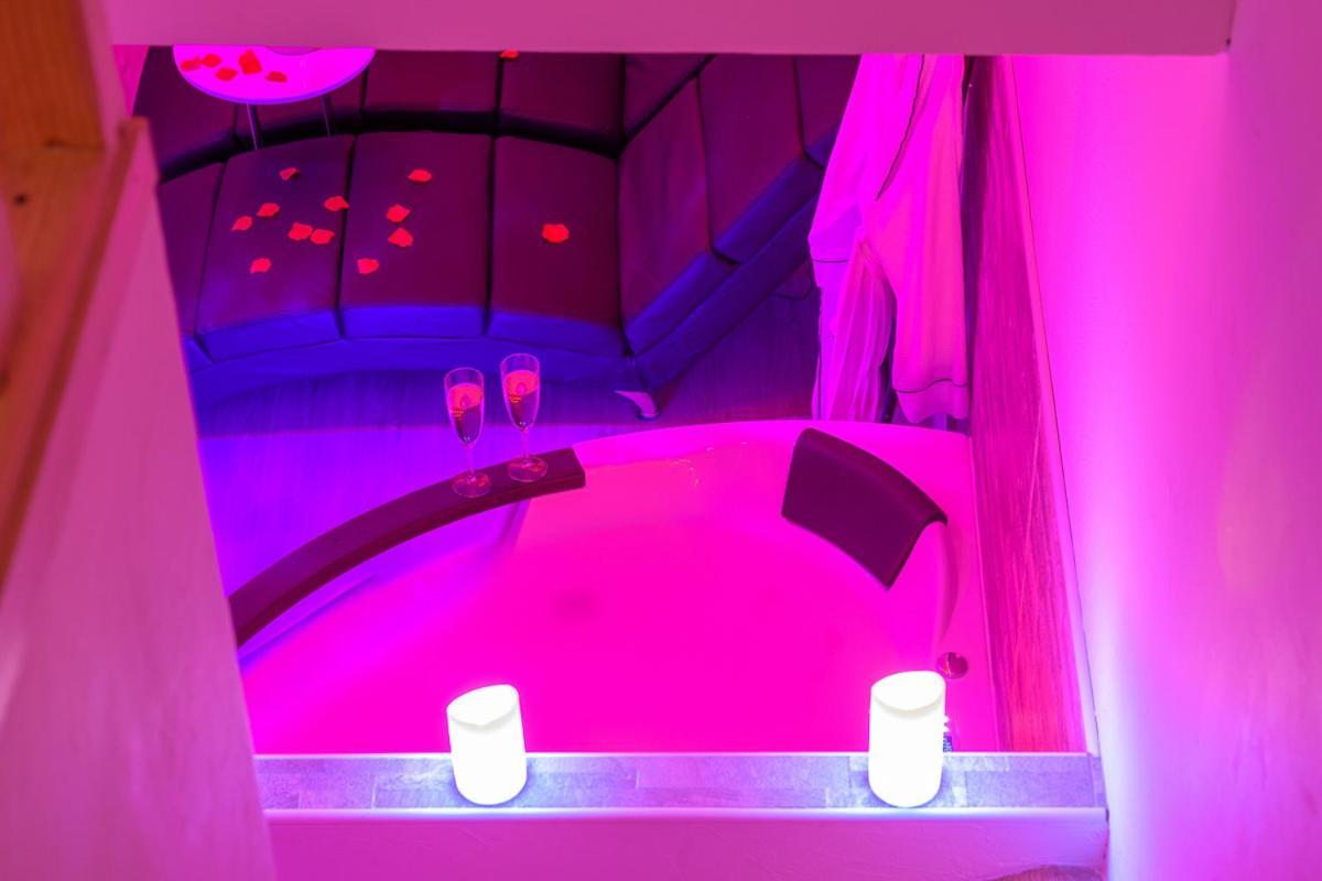 Love Room - Suite Romantique Avec Spa Privatif Le Puy-en-Velay Экстерьер фото