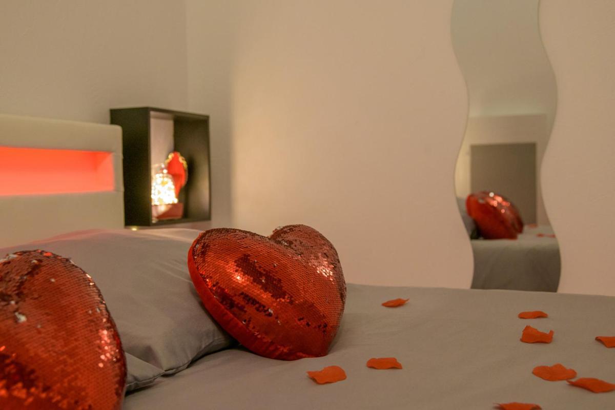 Love Room - Suite Romantique Avec Spa Privatif Le Puy-en-Velay Экстерьер фото